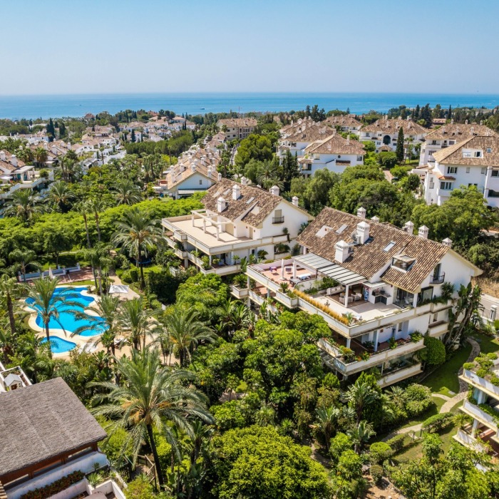 Ático Estelle: precioso dúplex totalmente renovado en la Milla de Oro de Marbella | Image 24
