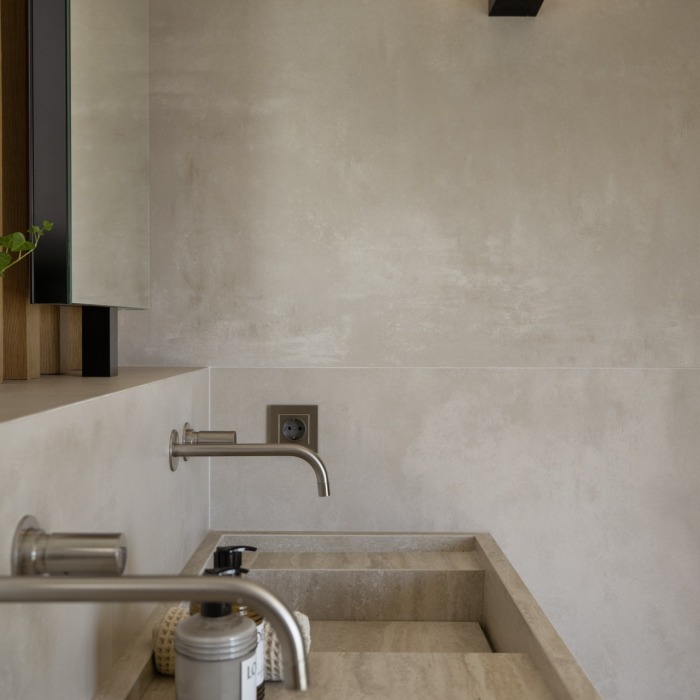 Sensational 4-bedroom, 4-bathroom townhouse in the heart of Aloha, Nueva Andalucía | Image 14