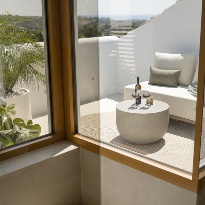 Sensational 4-bedroom, 4-bathroom townhouse in the heart of Aloha, Nueva Andalucía | Image 16