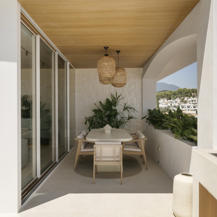 Sensational 4-bedroom, 4-bathroom townhouse in the heart of Aloha, Nueva Andalucía | Image 24