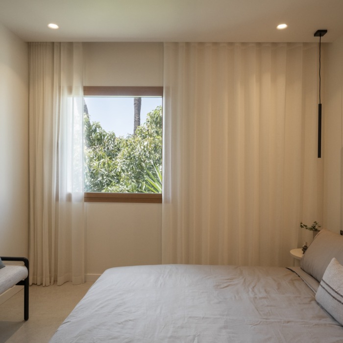 Sensational 4-bedroom, 4-bathroom townhouse in the heart of Aloha, Nueva Andalucía | Image 29