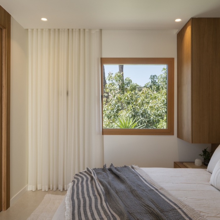 Sensational 4-bedroom, 4-bathroom townhouse in the heart of Aloha, Nueva Andalucía | Image 41