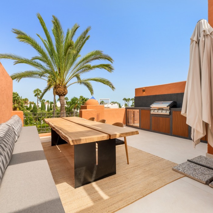 Townhouse in Altos de Puente Romano, Marbella Golden Mile | Image 27