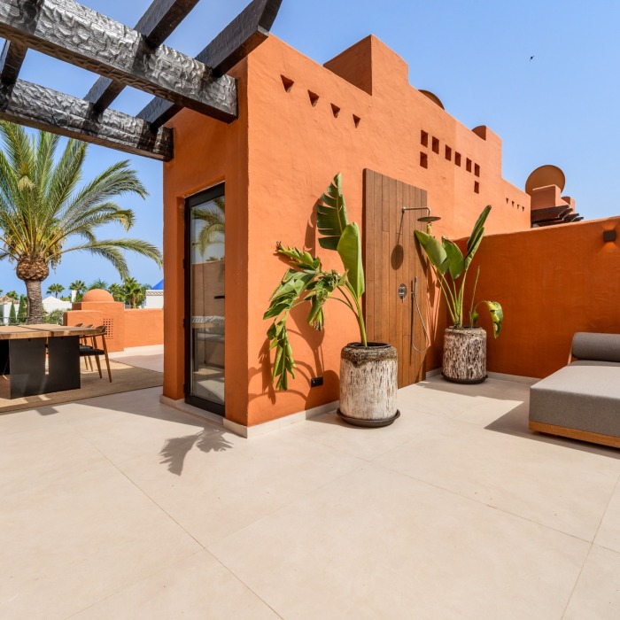 Townhouse in Altos de Puente Romano, Marbella Golden Mile | Image 30