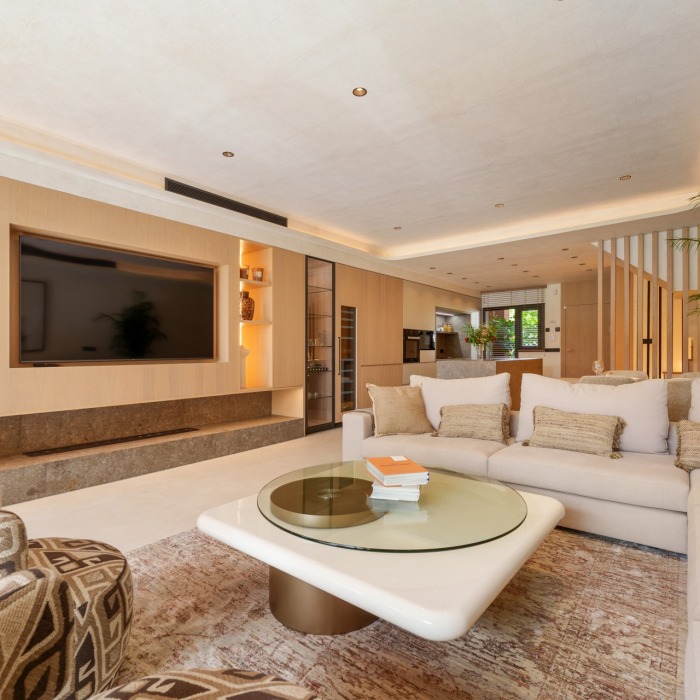 Townhouse in Altos de Puente Romano, Marbella Golden Mile