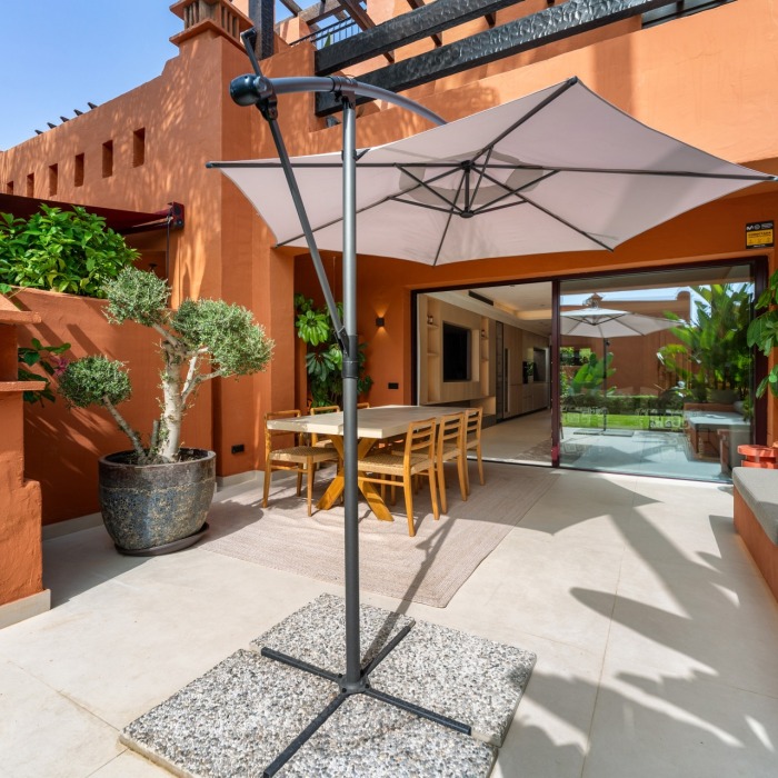 Townhouse in Altos de Puente Romano, Marbella Golden Mile | Image 41