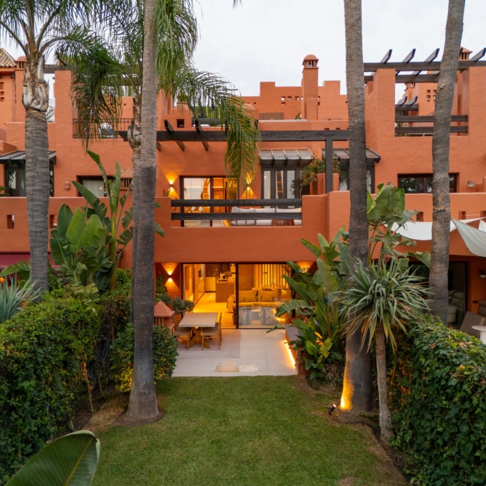 Townhouse in Altos de Puente Romano, Marbella Golden Mile | Image 57