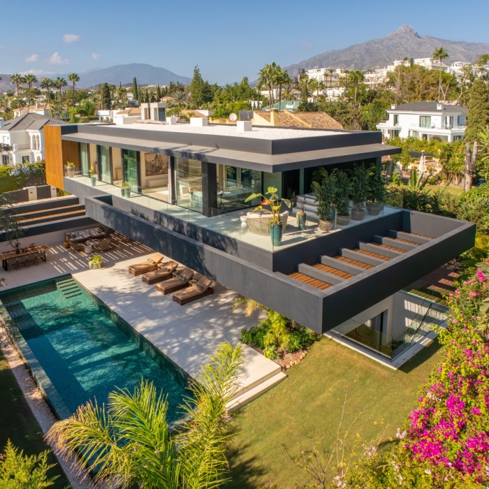 Exquisite Casa Piemonte located within the prestigious gated community of Parcelas del Golf | Image 53