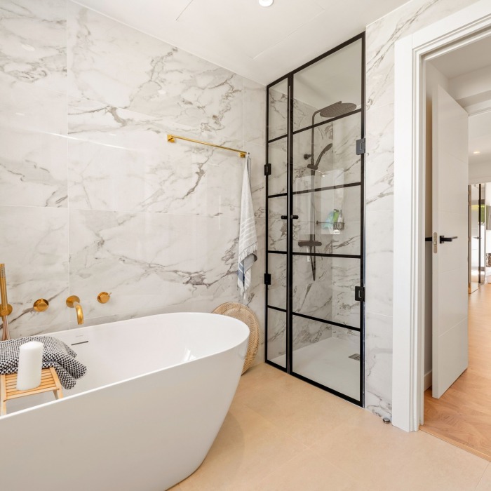 Renovated four-bedroom villa in the sought-after residential area of Nueva Andalucía | Image 20