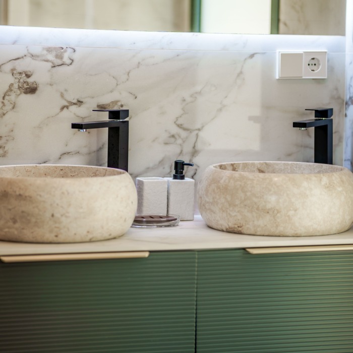 Renovated four-bedroom villa in the sought-after residential area of Nueva Andalucía | Image 47