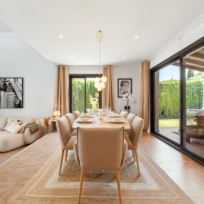 Renovated four-bedroom villa in the sought-after residential area of Nueva Andalucía | Image 7