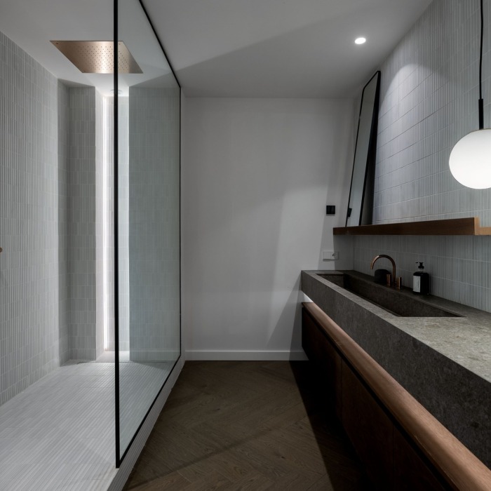 La Cerquilla Penthouse – un spectaculaire penthouse en duplex entièrement rénové offrant un cadre de vie luxueux dans l’une des communautés fermées les plus prestigieuses de Nueva Andalucía | Image 22