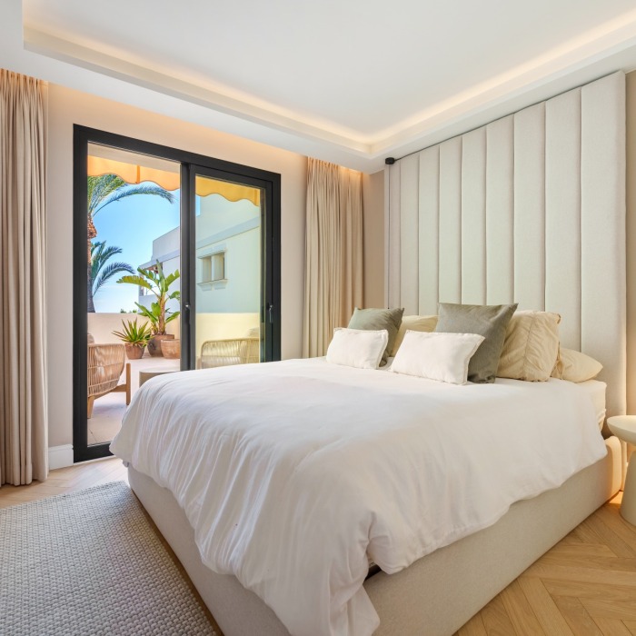 Duplex Penthouse in Los Belvederes, Nueva Andalucia | Image 16