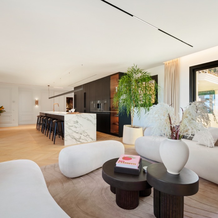 Duplex Penthouse in Los Belvederes, Nueva Andalucia | Image 22