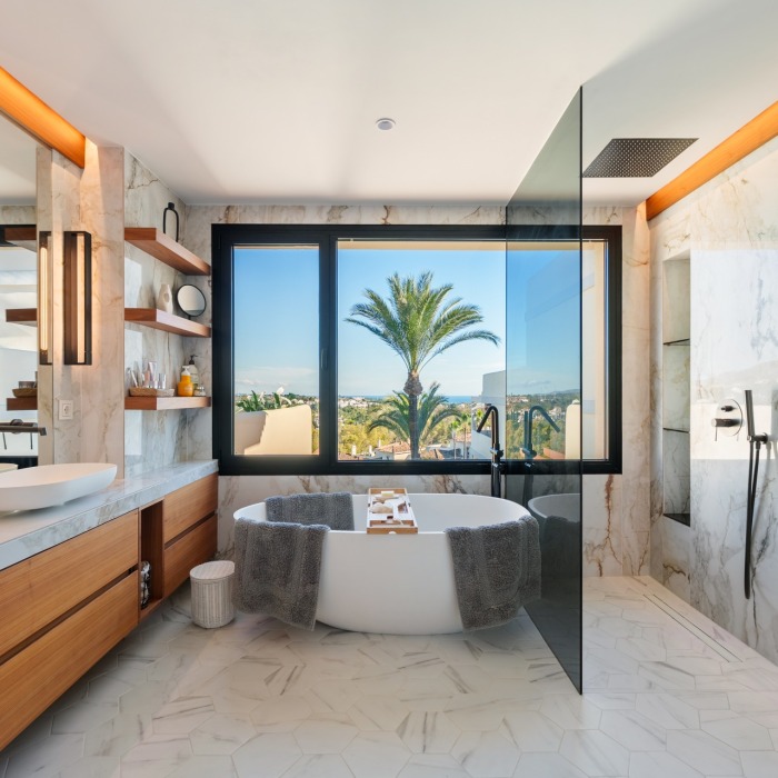 Duplex Penthouse in Los Belvederes, Nueva Andalucia | Image 32