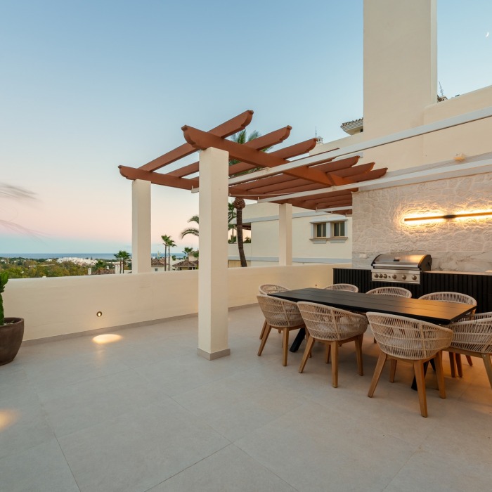 Duplex Penthouse in Los Belvederes, Nueva Andalucia | Image 36