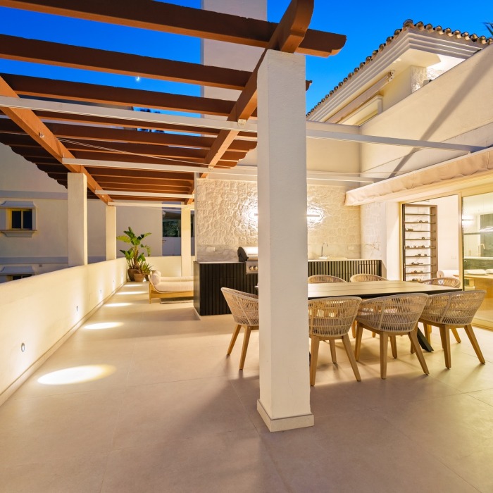 Duplex Penthouse in Los Belvederes, Nueva Andalucia | Image 43