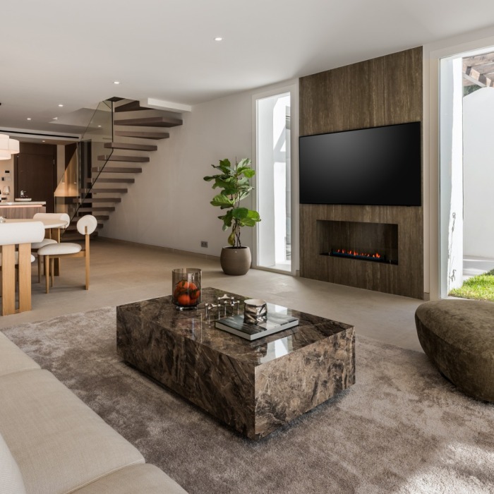 Villa pareada esquinera exclusiva en Altos de Puente Romano – Milla de Oro de Marbella | Image 13
