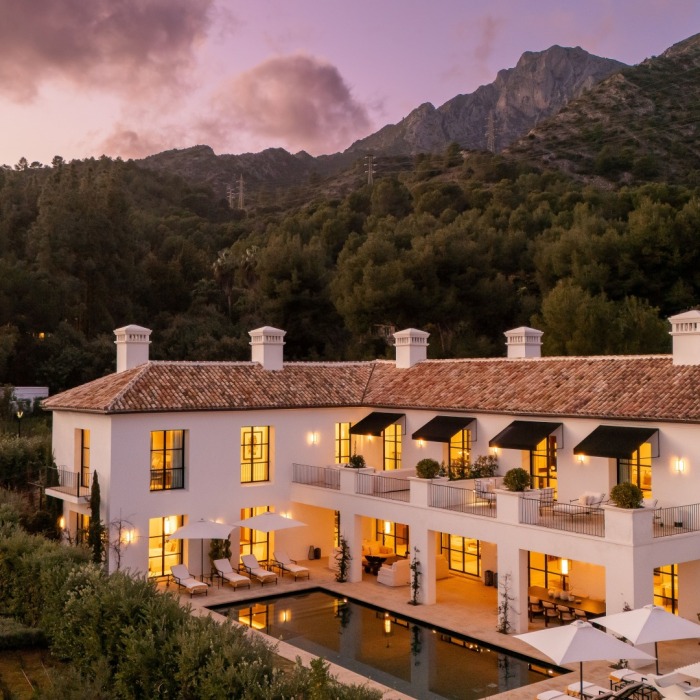 Casa Angélico, villa contemporánea situada en una comunidad cerrada con doble control de acceso en Cascada de Camoján | Image 14