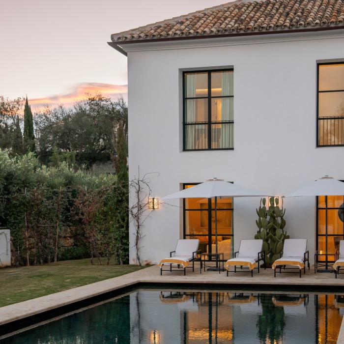 Casa Angélico, villa contemporánea situada en una comunidad cerrada con doble control de acceso en Cascada de Camoján | Image 20