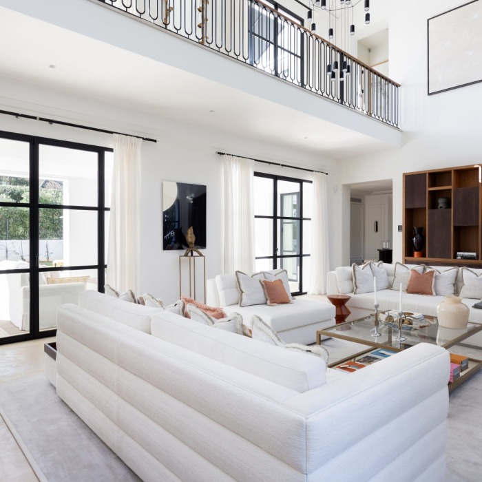 Casa Angélico, villa contemporánea situada en una comunidad cerrada con doble control de acceso en Cascada de Camoján | Image 28