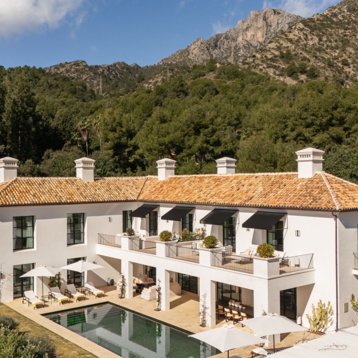 Casa Angélico, villa contemporánea situada en una comunidad cerrada con doble control de acceso en Cascada de Camoján | Image 32