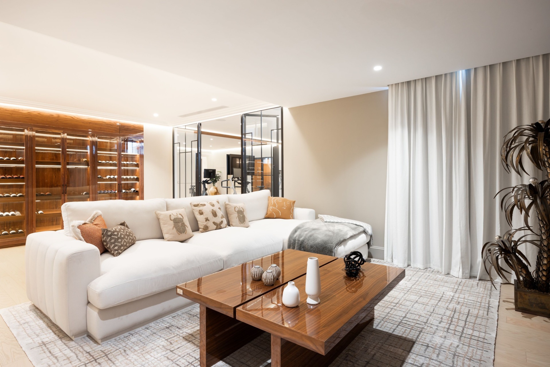 Casa Angélico, villa contemporánea situada en una comunidad cerrada con doble control de acceso en Cascada de Camoján | Image 38