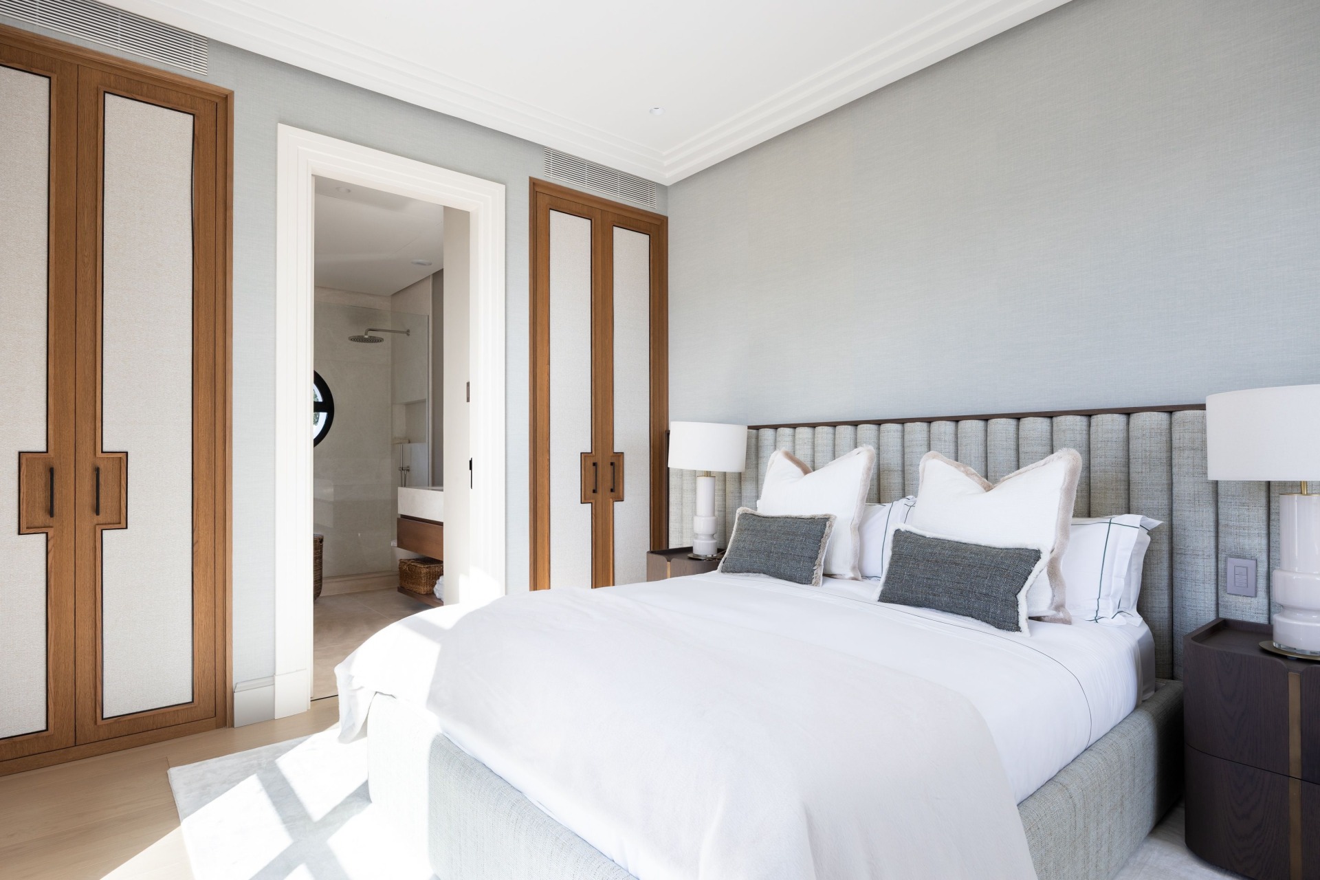 Casa Angélico, villa contemporánea situada en una comunidad cerrada con doble control de acceso en Cascada de Camoján | Image 48