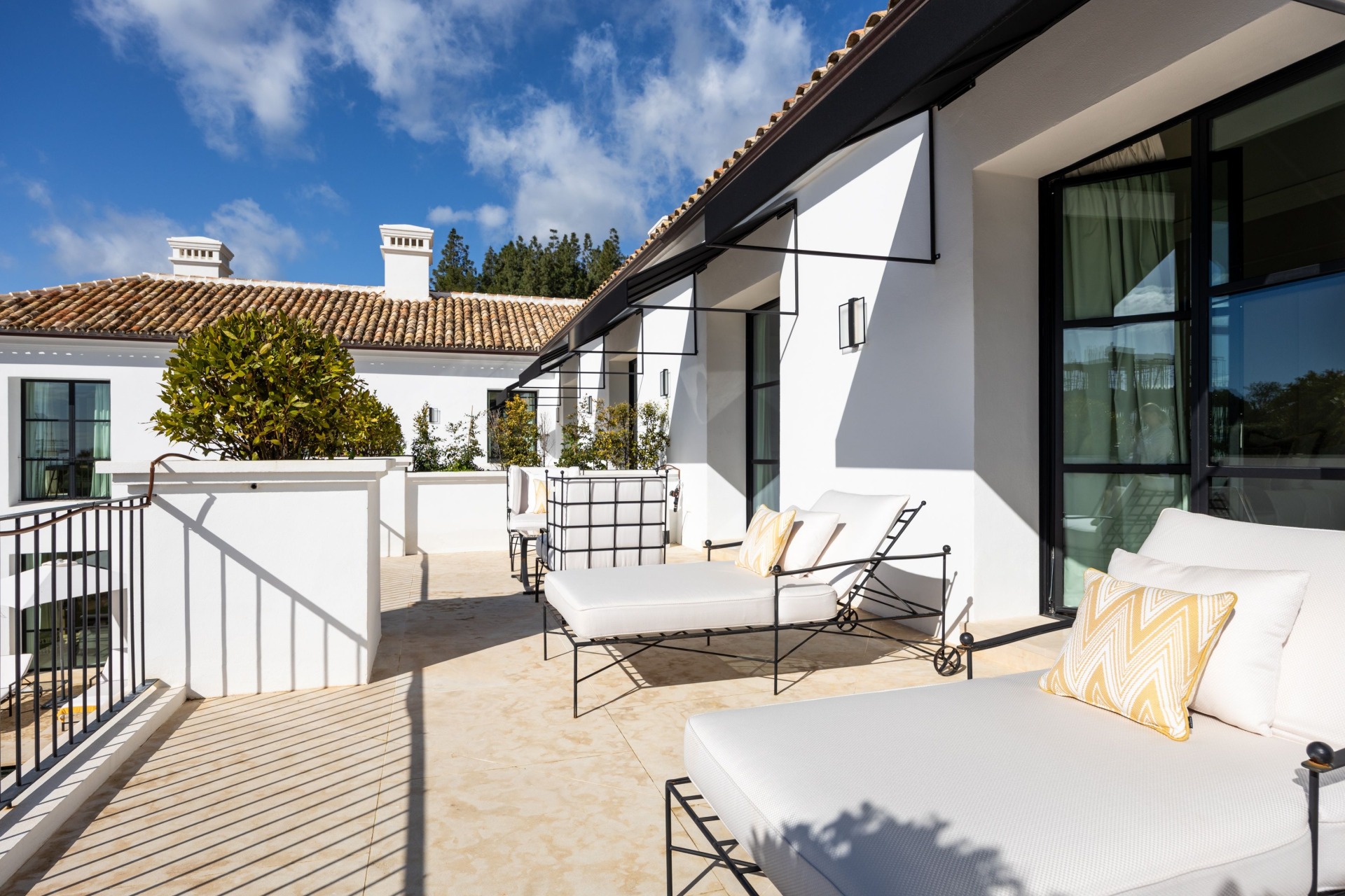 Casa Angélico, villa contemporánea situada en una comunidad cerrada con doble control de acceso en Cascada de Camoján | Image 53