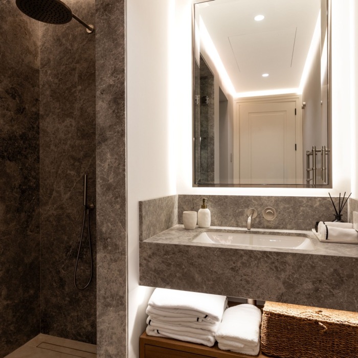 Casa Angélico, villa contemporánea situada en una comunidad cerrada con doble control de acceso en Cascada de Camoján | Image 61