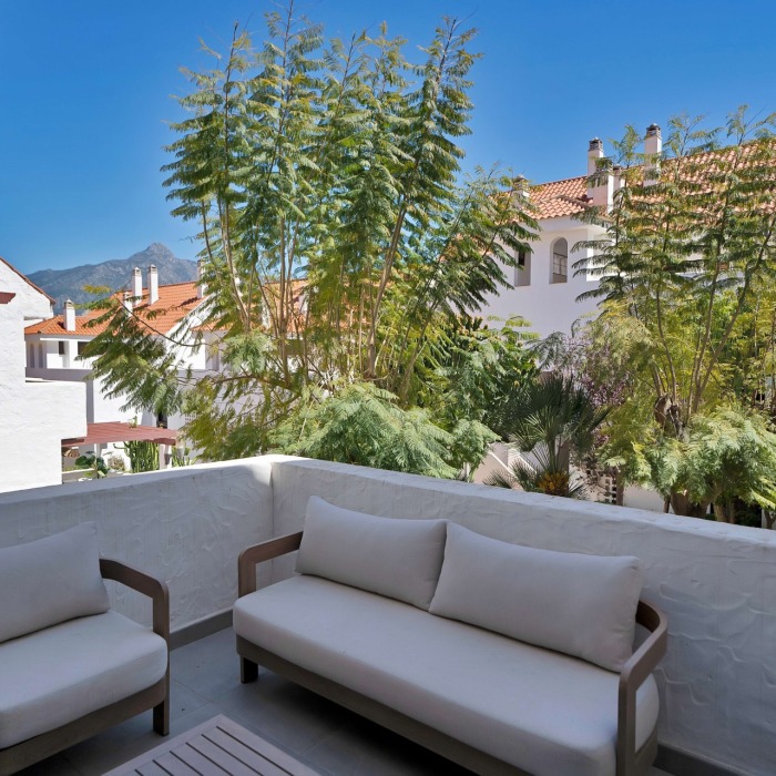 Elegant 3 Bedroom apartment in la Maestranza – Nueva Andalucia | Image 13