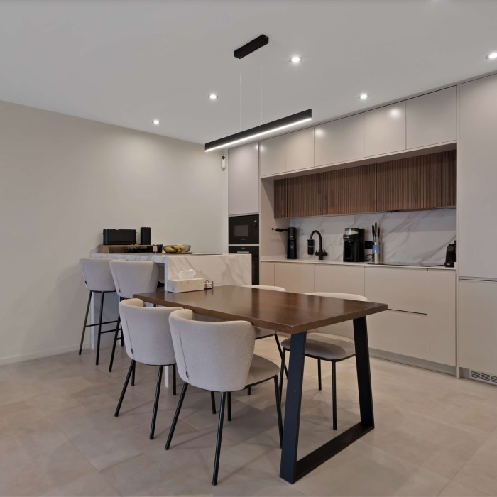 Elegant 3 Bedroom apartment in la Maestranza – Nueva Andalucia | Image 4