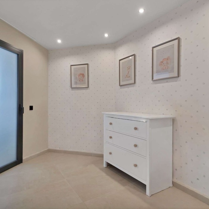 Elegant 3 Bedroom apartment in la Maestranza – Nueva Andalucia | Image 21
