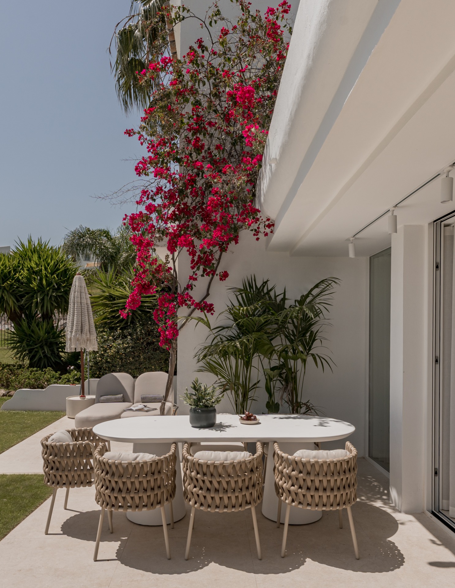 Casa Nyra – Un Appartement Raffiné au Cœur d’Aloha | Image 6