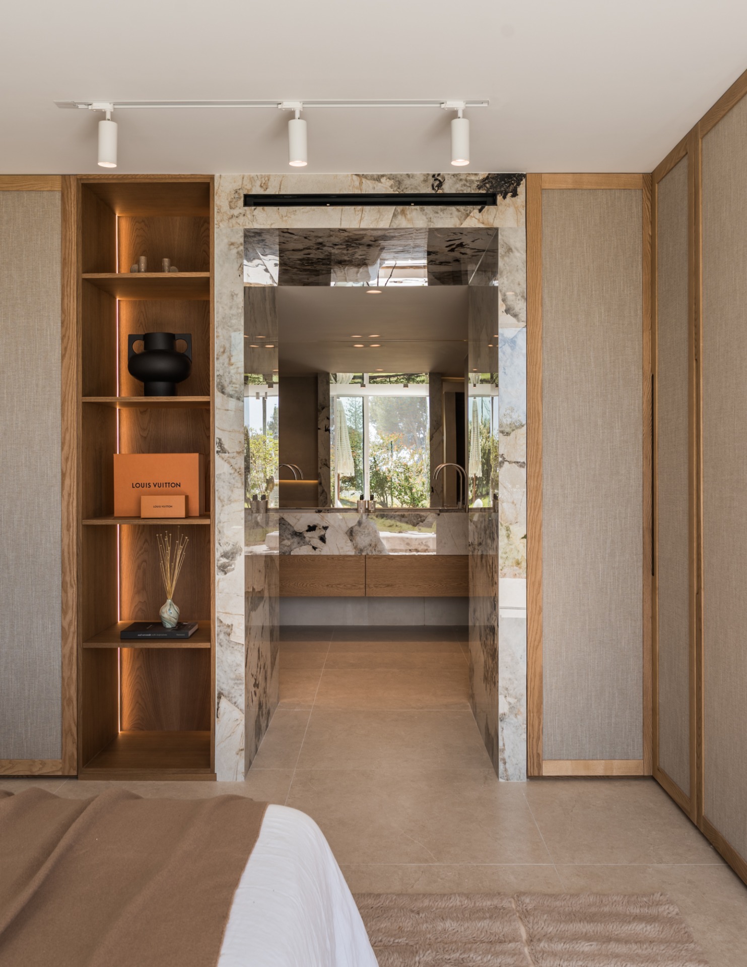 Casa Nyra – Un Appartement Raffiné au Cœur d’Aloha | Image 39