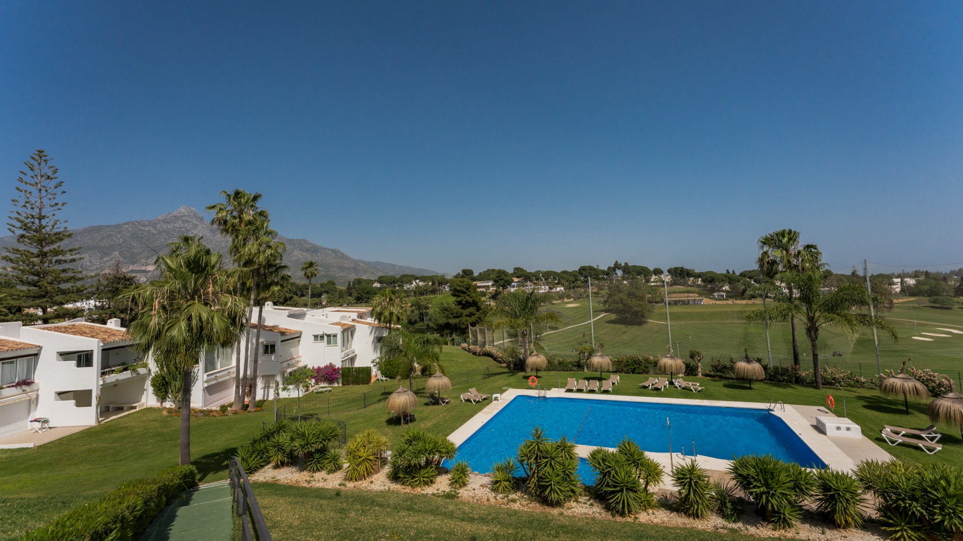 Casa Nyra – Un Appartement Raffiné au Cœur d’Aloha | Image 59