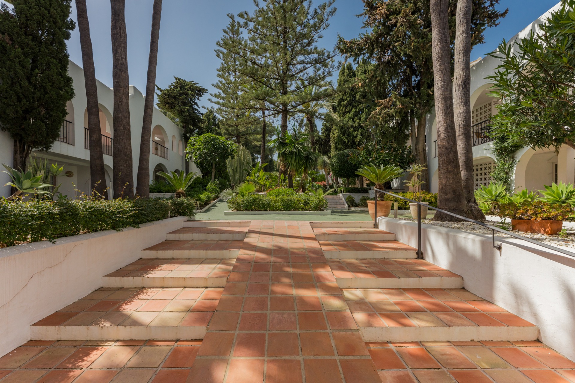 Casa Nyra – Un Appartement Raffiné au Cœur d’Aloha | Image 62