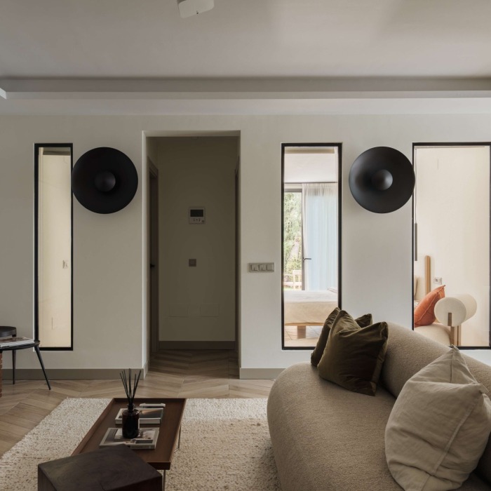 VILLA ELARA — VILLA REFORMADA EN UNA PRESTIGIOSA URBANIZACIÓN CERRADA EN EL CORAZÓN DE NUEVA ANDALUCÍA | Image 16