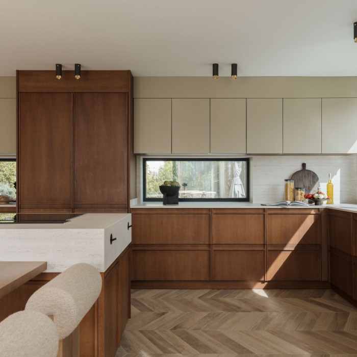 VILLA ELARA — VILLA REFORMADA EN UNA PRESTIGIOSA URBANIZACIÓN CERRADA EN EL CORAZÓN DE NUEVA ANDALUCÍA | Image 4