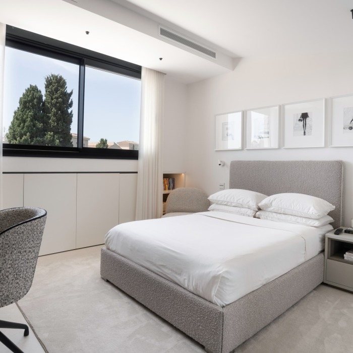 Penthouse duplex entièrement rénové à quelques pas de la plage et de Puerto Banús | Image 18