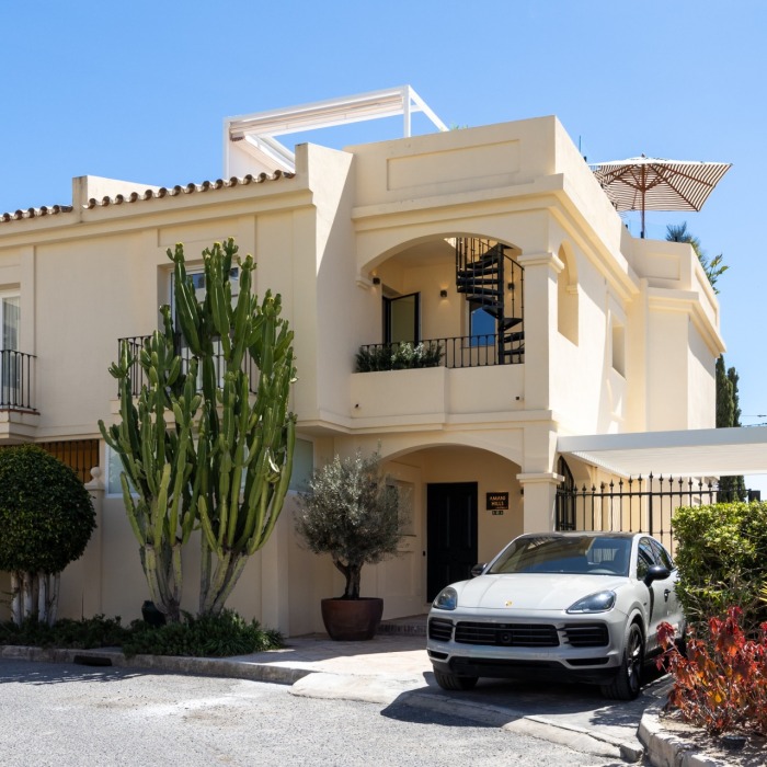 Espectacular casa adosada de 4 dormitorios ubicada en La Quinta Hills | Image 27
