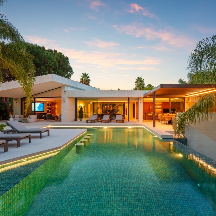 Las Chapas 5 – Villa contemporánea en Marbella Este-mcg1907 | Image 3
