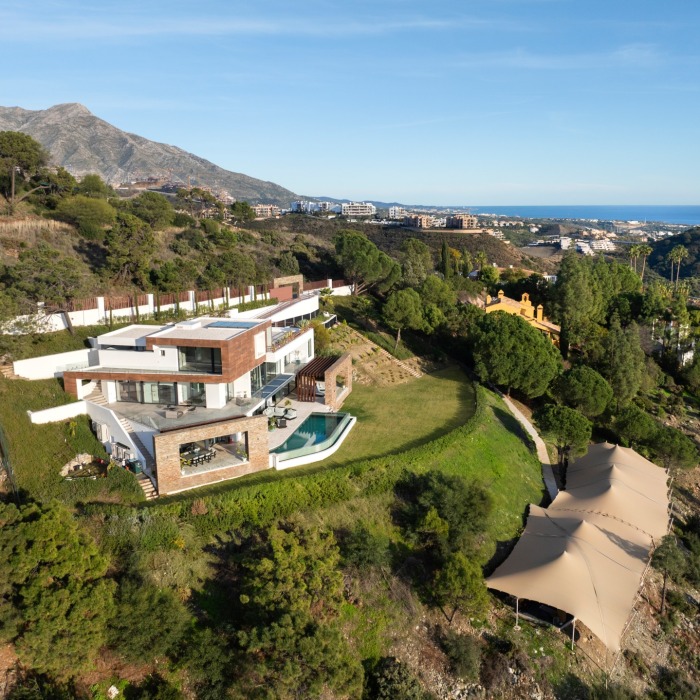 Villa Serenity – Five-Bedroom Villa with Panoramic Views in El Madroñal, Benahavís